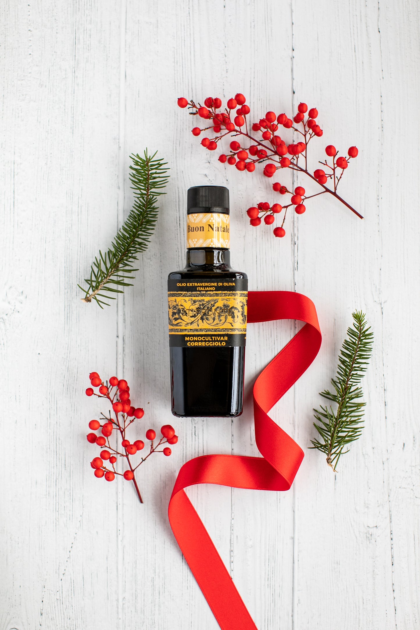 Limited Edition Holiday Gift Bundle - Correggiolo Extra Virgin Olive Oil Monocultivar 16.9 floz with Matching Packaging