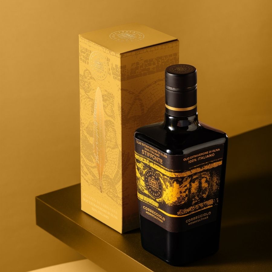 Limited Edition Holiday Gift Bundle - Correggiolo Extra Virgin Olive Oil Monocultivar 16.9 floz with Matching Packaging